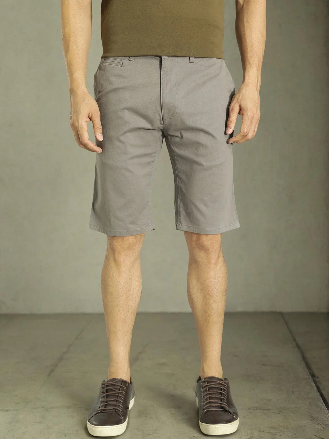 Indian Terrain Men's Slim Fit Solid Grey Shorts